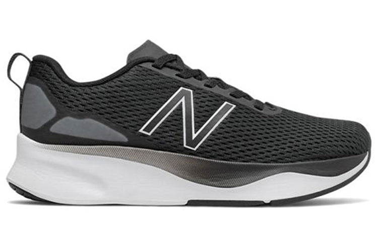 (WMNS) New Balance Street Black WSTRNLB1