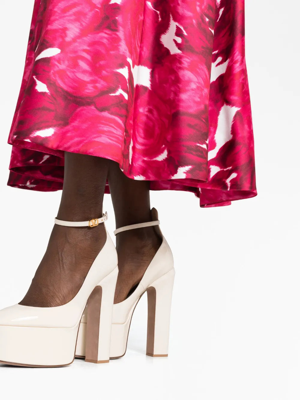 Valentino Garavani Blurred Rose-Print Skirt