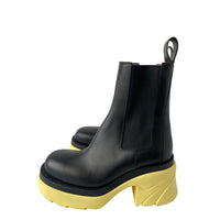 Bottega Veneta Contrast Sole Platform Chelsea Boots