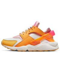 (WMNS) Nike Air Huarache 'Solar Flare Soft Pink' DX2674-100